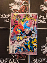 Load image into Gallery viewer, X-men #25 Wolverine Hologram
